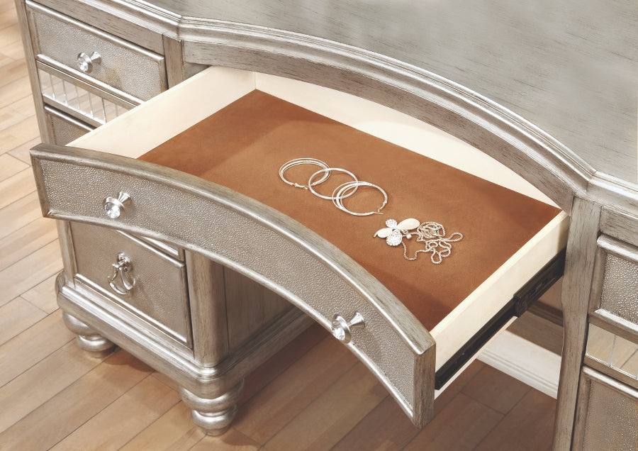 Collection de chambres à coucher Danielle Platinum