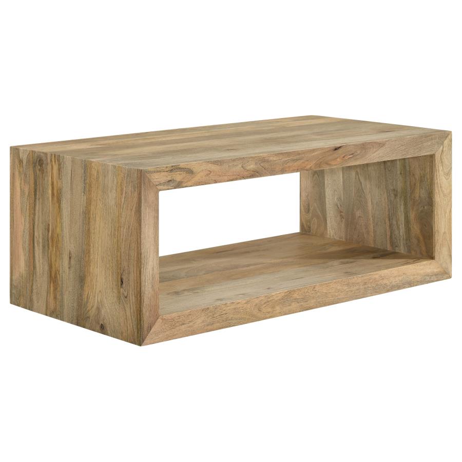 Collection de tables d'appoint en bois massif Kenton